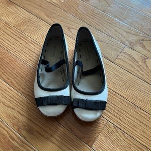 Zara shoes, cream and black size 28 kids